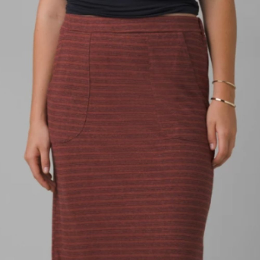 Prana Tulum Skirt Vino